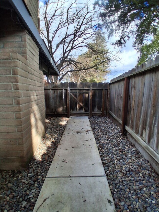 Building Photo - SanClemente3537