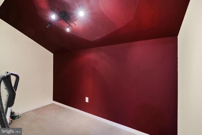 Building Photo - 2157 Vittoria Ct