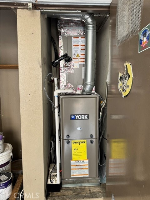 Building Photo - 700 W 3rd St