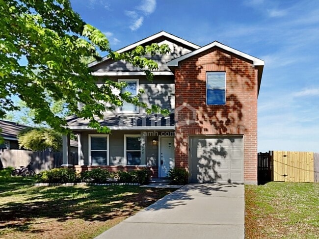Building Photo - 16778 Fallen Timbers Dr