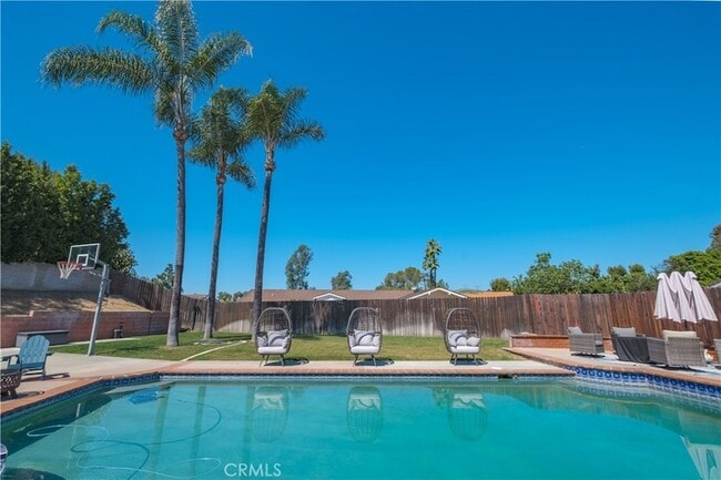 Building Photo - 9109 La Alba Dr