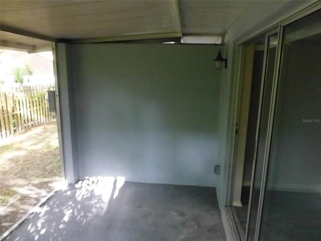 Building Photo - 2822 Whitehall Dr