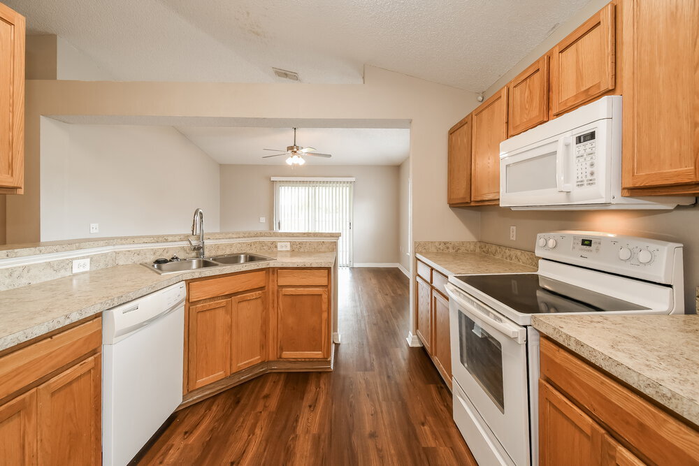 Building Photo - 3003 Valkyrie Rd