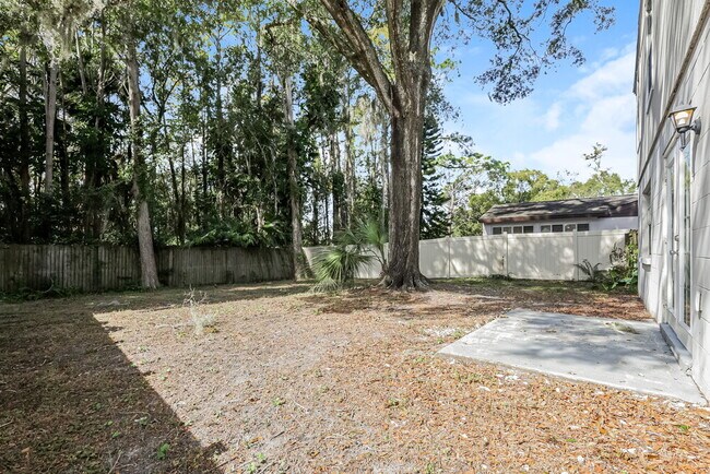 Building Photo - 16314 Caliente Pl