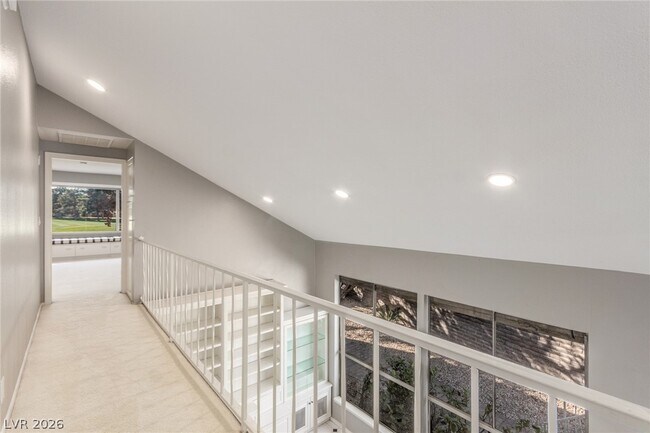 Building Photo - 754 Vegas Valley Dr