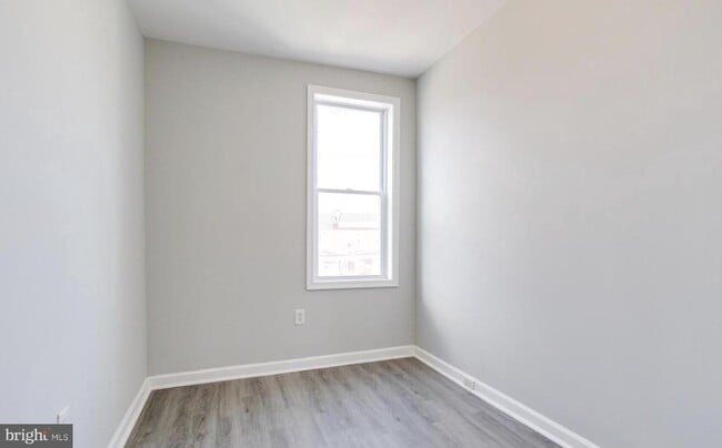 Building Photo - 3007 Oakley Ave