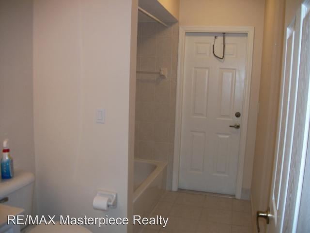 Building Photo - 3 br, 2 bath House - 6449 NW REGAL CIRCLE