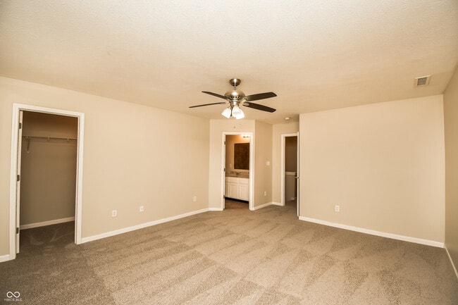 Building Photo - 10448 Bellchime Ct