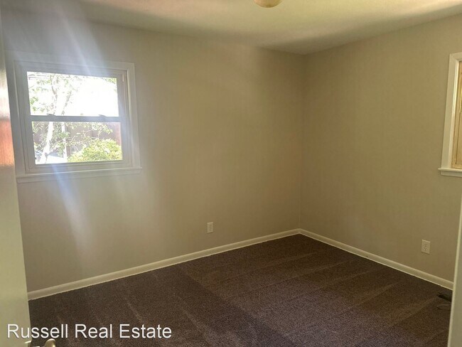 Building Photo - 3 br, 1 bath House - 318 Jefferson Drive