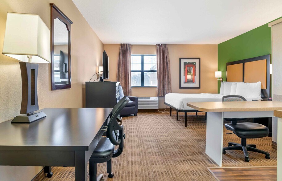 Building Photo - Furnished Studio-Toledo - Holland