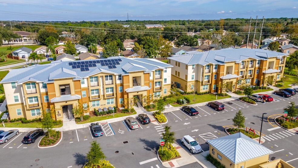 Building Photo - Enclave at Alafaya