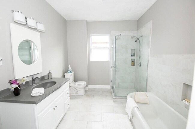 Building Photo - 54 County Rd