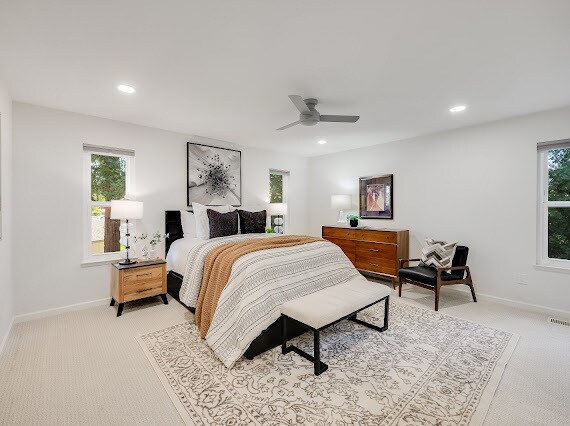 Primary bedroom - 591 Arlene Dr