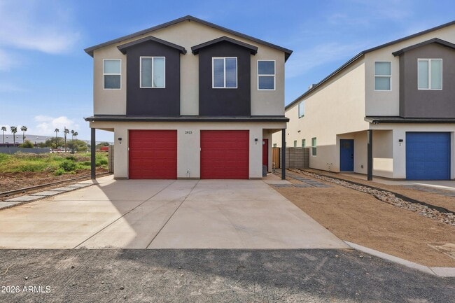 Building Photo - 2813 Trumbull Rd