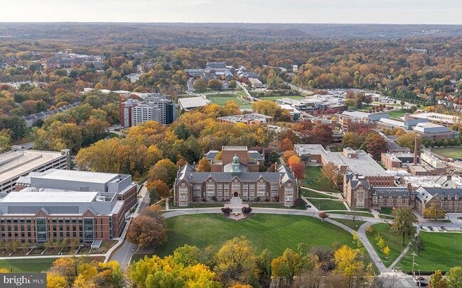 Building Photo - 11 Gardenside Pl