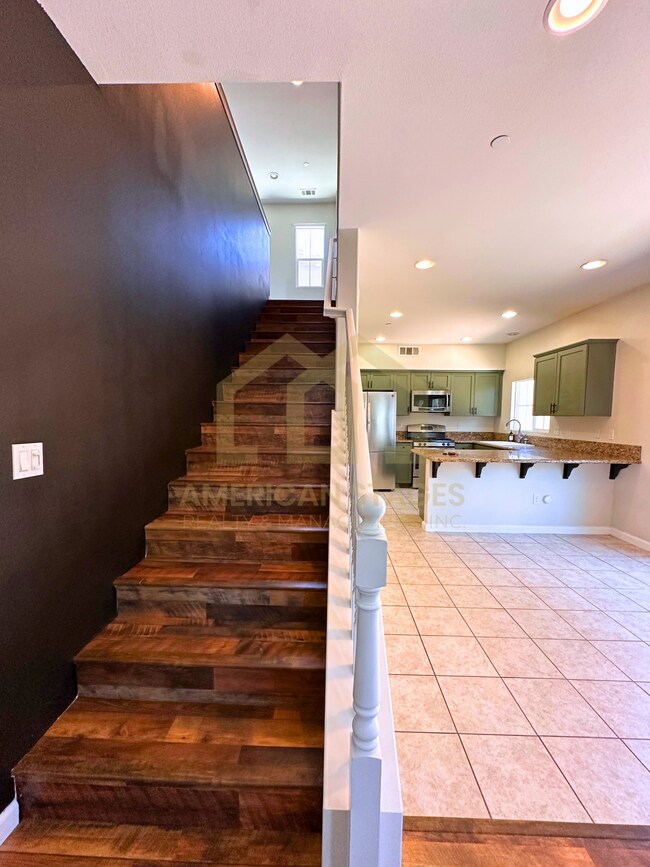 Building Photo - 1208 Meridian Way