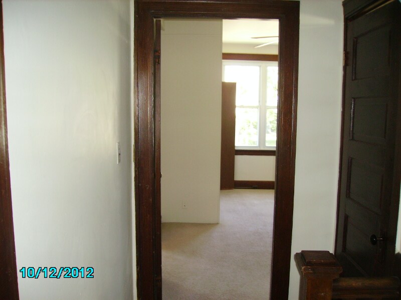 Building Photo - 3922 S Madison Ave