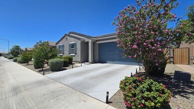 Building Photo - Gorgeous, Almost New Home in Newer Tolleson Neighborhood! Priced just right!