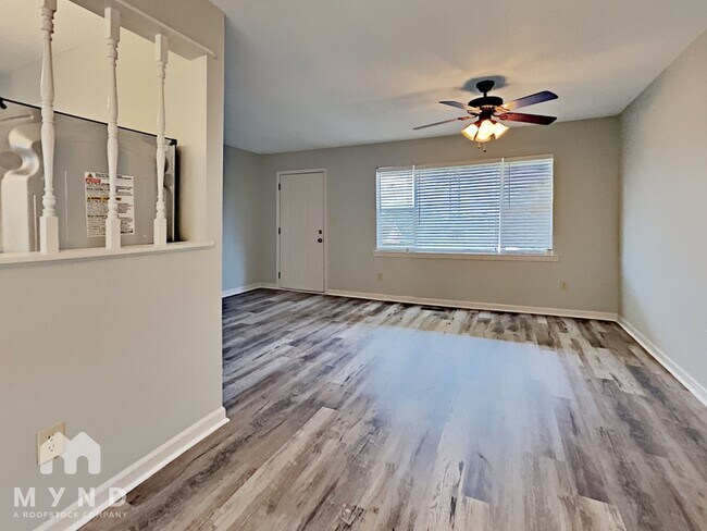 Building Photo - 2269 Belmore Ln