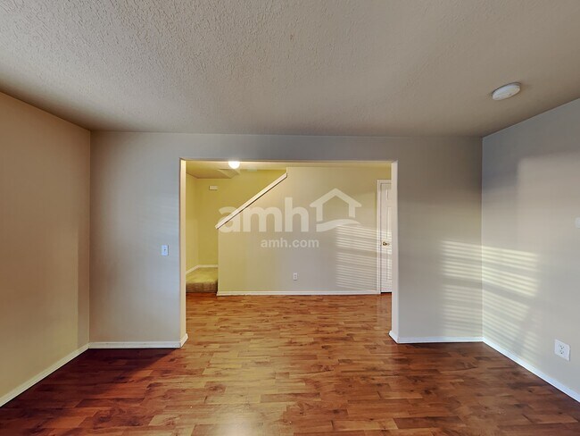 Building Photo - 34607 Rocky Ct