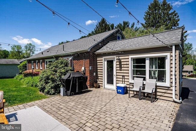 Building Photo - 1538 Carmac Rd