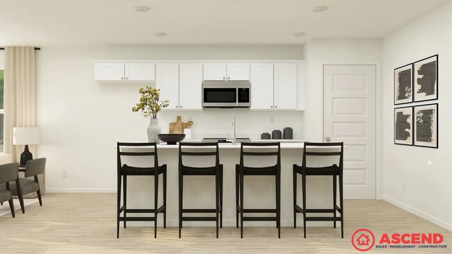 Building Photo - 4 Bedroom | 2 Bathroom — Bakersfield, CA