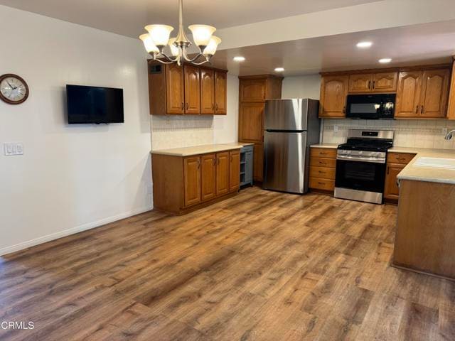 Building Photo - 1898 Regent St