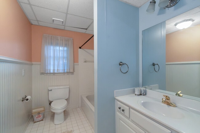 Building Photo - 3410 Kates Way