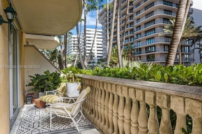 Building Photo - 8888 Collins Ave