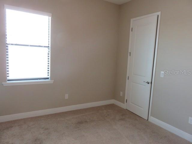Building Photo - 5827 Title Row Dr