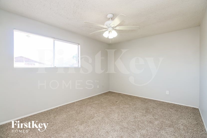 Building Photo - 1918 E Watson Dr