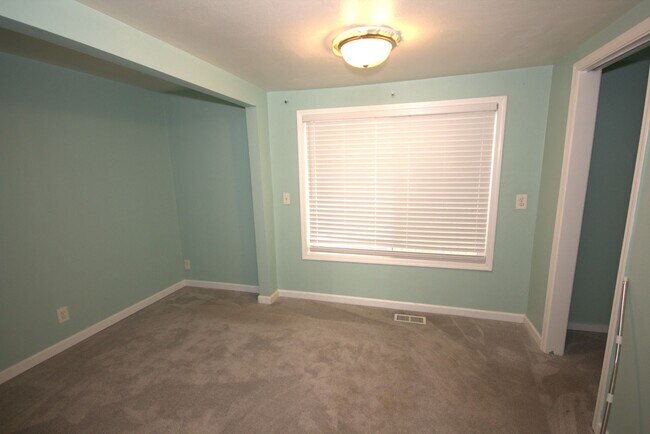 Building Photo - Beautifully Renovated Home in Burien.