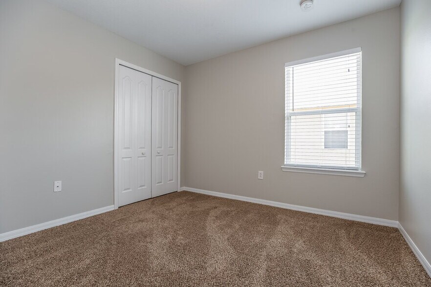 Building Photo - 4004 Pemberly Pines Cir