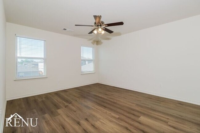 Building Photo - Coming Soon!