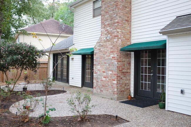 Building Photo - 10809 Colony Wood Pl