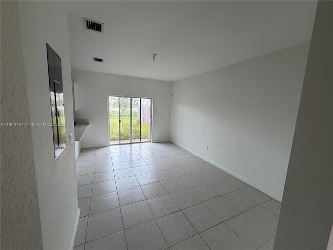 Building Photo - 12390 NW 23rd Ct