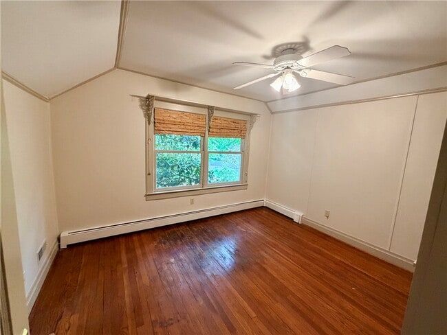 Building Photo - 107 Stardust Ln