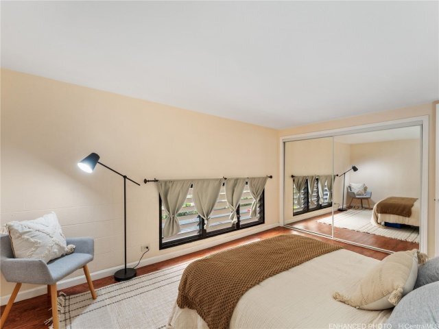 Building Photo - 1541 Dominis St