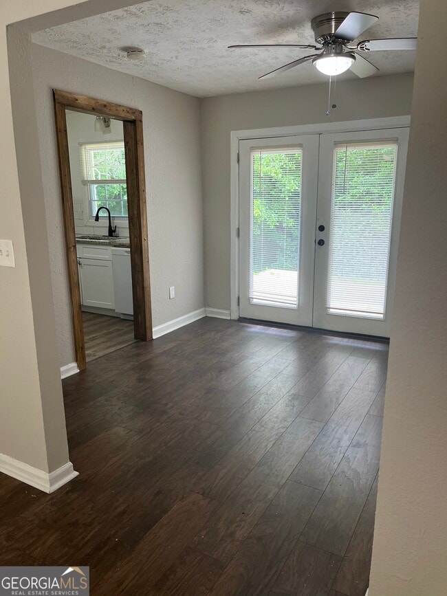 Building Photo - 1134 Balboa Ct