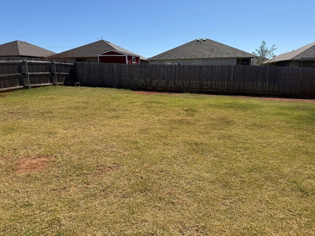 Building Photo - 11016 NW 100th St