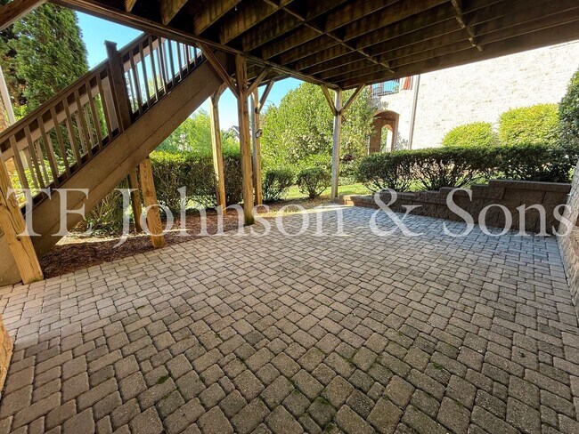 Building Photo - 5540 Brookberry Farm Rd