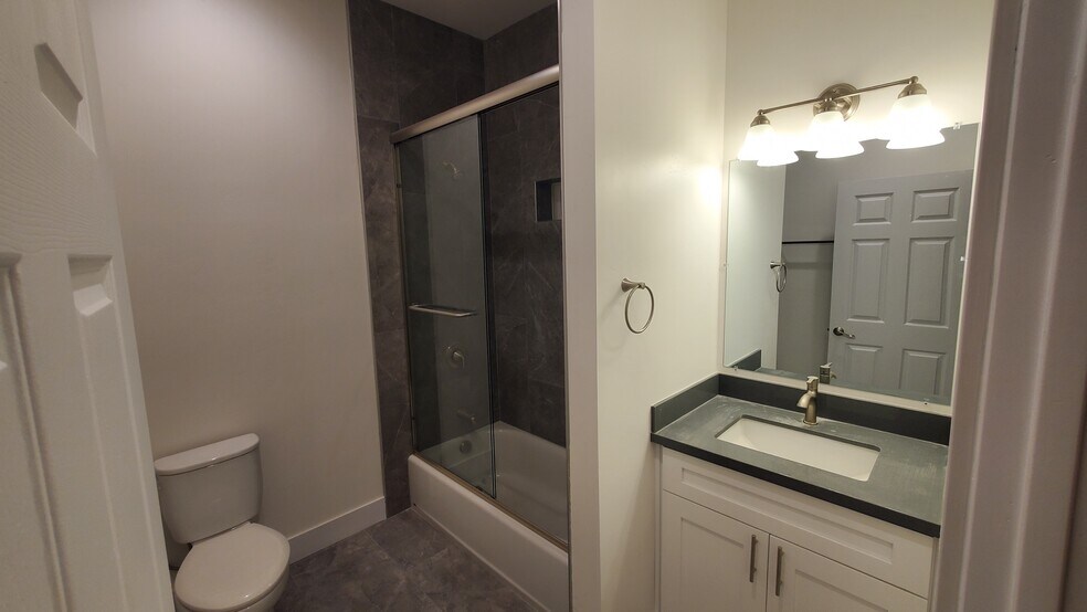 Building Photo - 10913 Sunray Pl