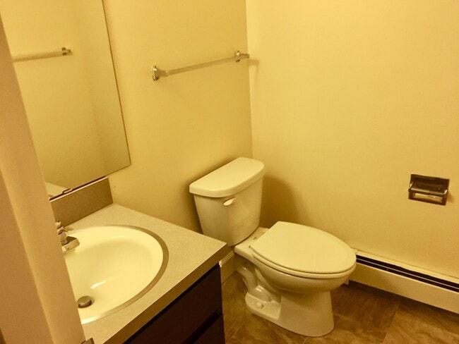 Building Photo - Beautiful Two-story, 3 Bed, 1.5 Bath Condo 1/2 Mile from CSU!