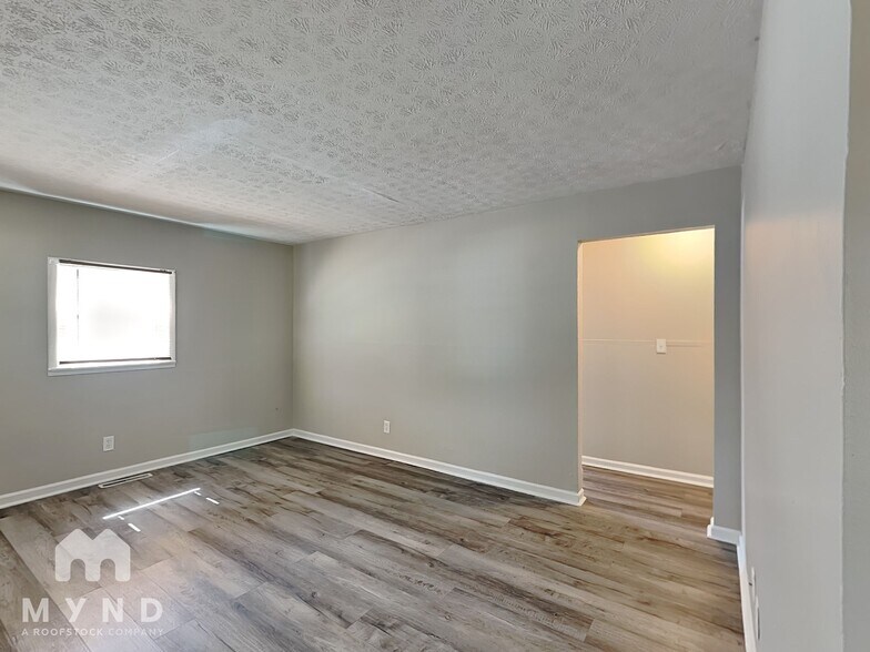 Building Photo - 4281 Walford St