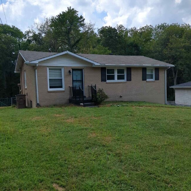Primary Photo - 493 Westcrest Dr
