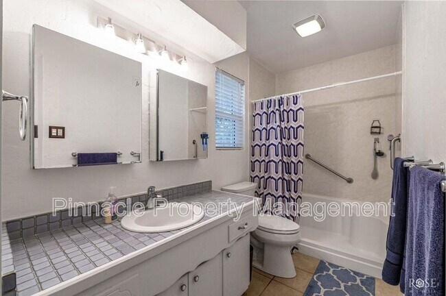 Building Photo - 3108 Oak Forest Dr
