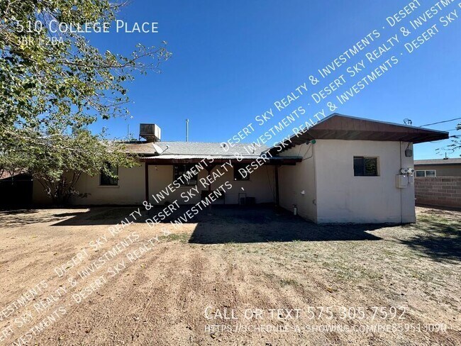 Building Photo - 510 College Pl