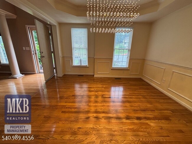Building Photo - 6423 Westshire Ct