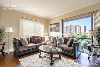 Building Photo - 2 bed 2 bath furnished residence located i...