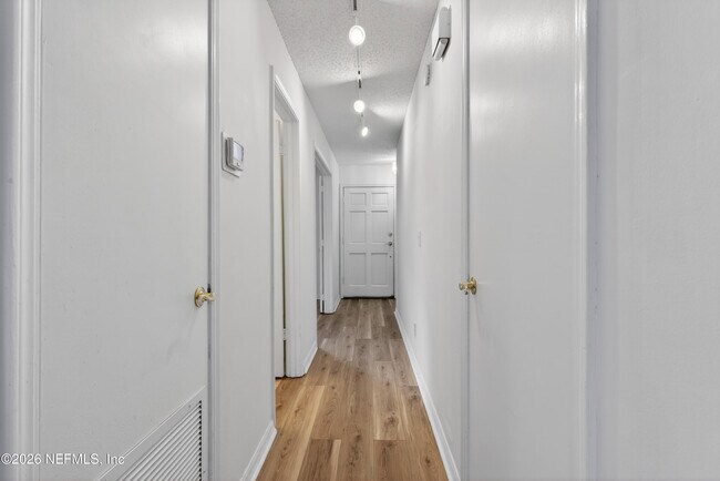 Building Photo - 4814 Windrush Ln